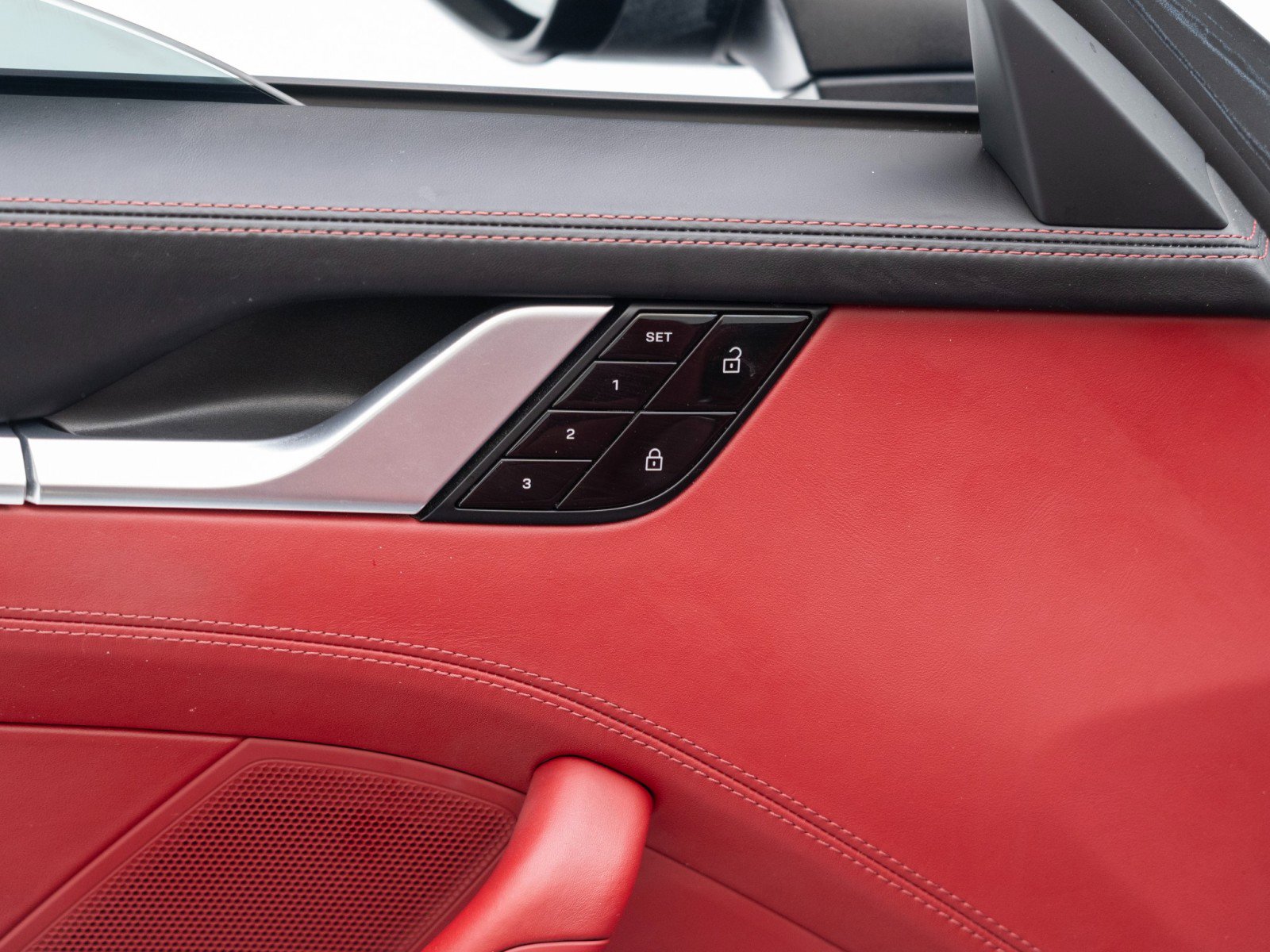 Certified 2021 Porsche 911 Carrera image 22