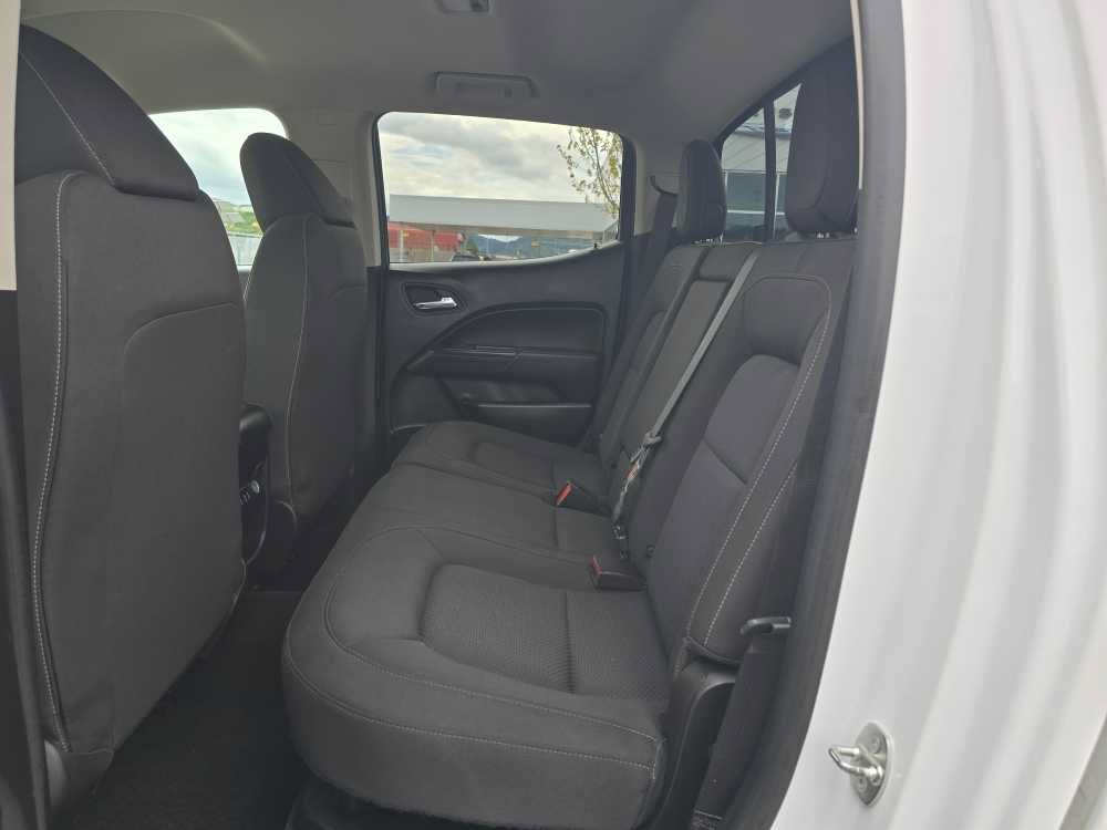 Used 2017 Chevrolet Colorado LT w/ LT Convenience Package AWD/4WD image 16