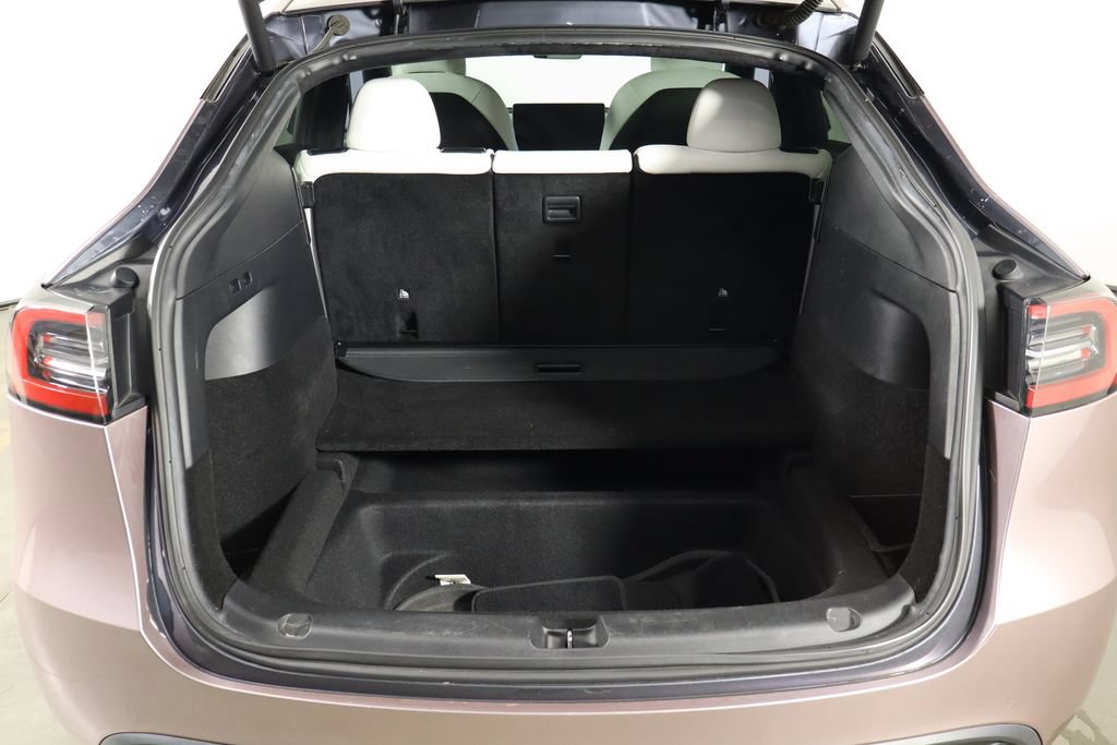 Used 2021 Tesla Model Y Long Range AWD/4WD image 10
