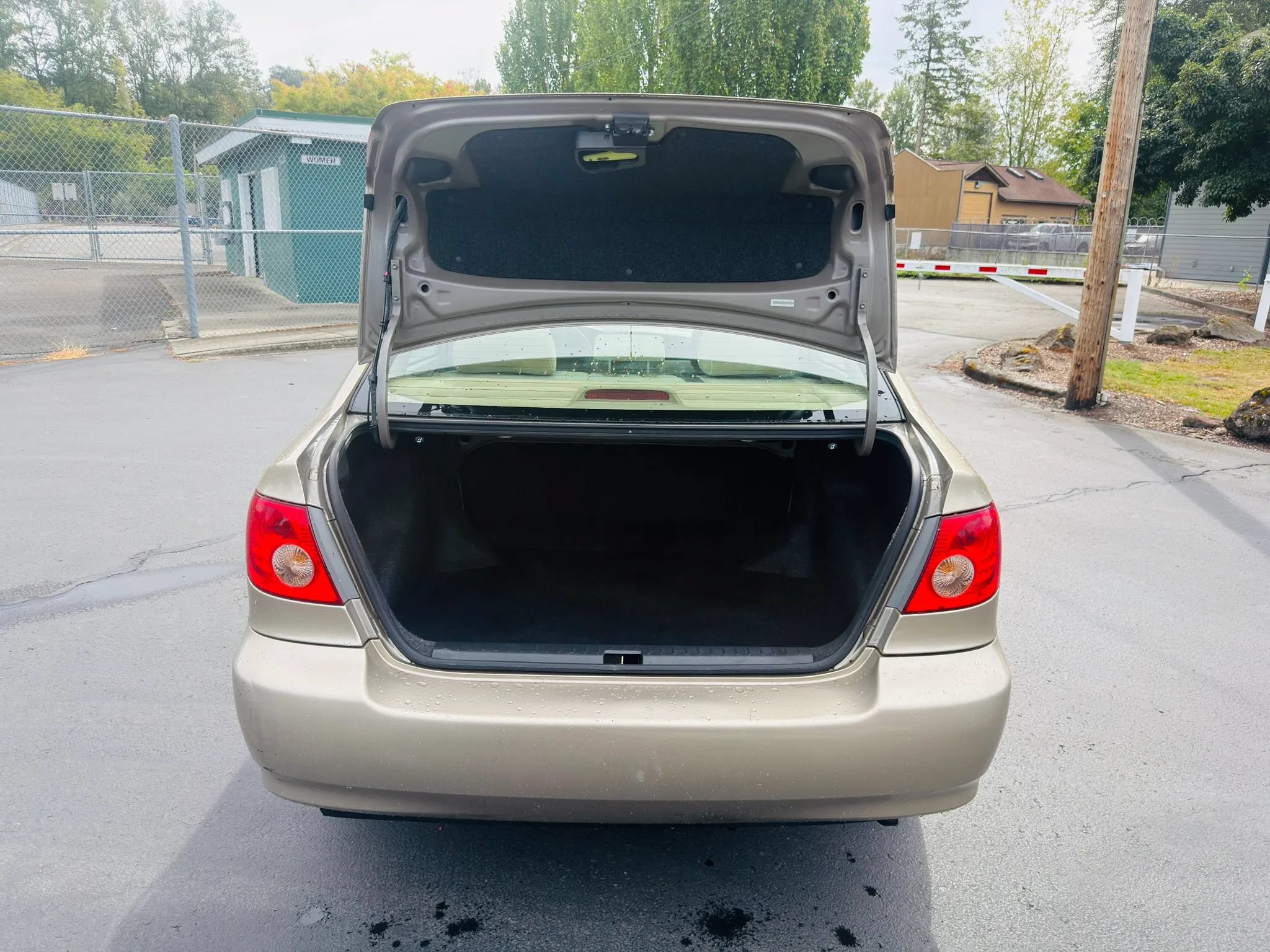 Used 2007 Toyota Corolla CE FWD image 18