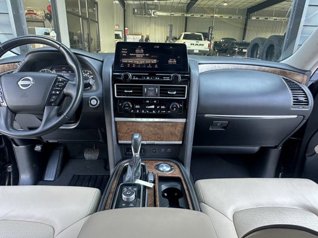 Used 2021 Nissan Armada SL w/ Captain's Chairs Package image 18