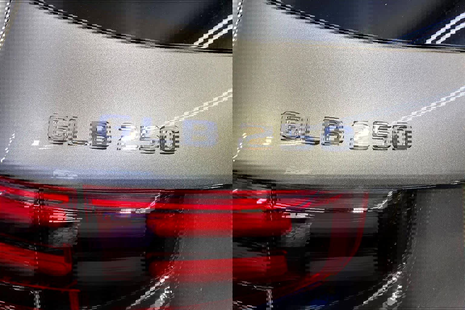 New 2026 Mercedes-Benz GLB 250 4MATIC image 6