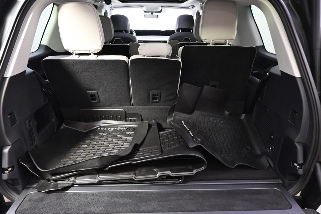 New 2026 Lincoln Navigator Reserve w/ Jet Appearance Package AWD/4WD image 19