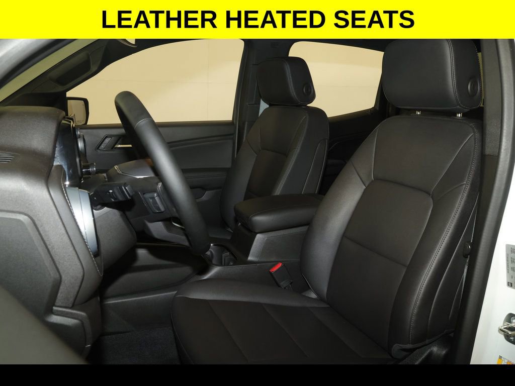 Used 2023 Chevrolet Colorado LT w/ LT Convenience Package III AWD/4WD image 3
