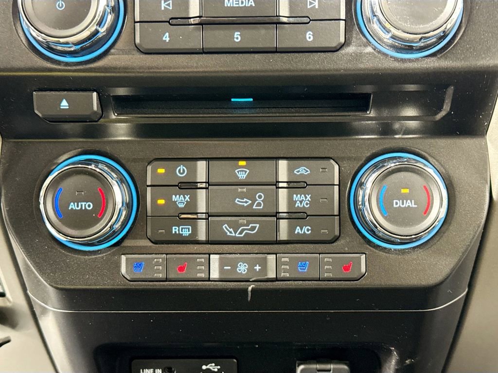 Used 2015 Ford F150 Lariat RWD image 15