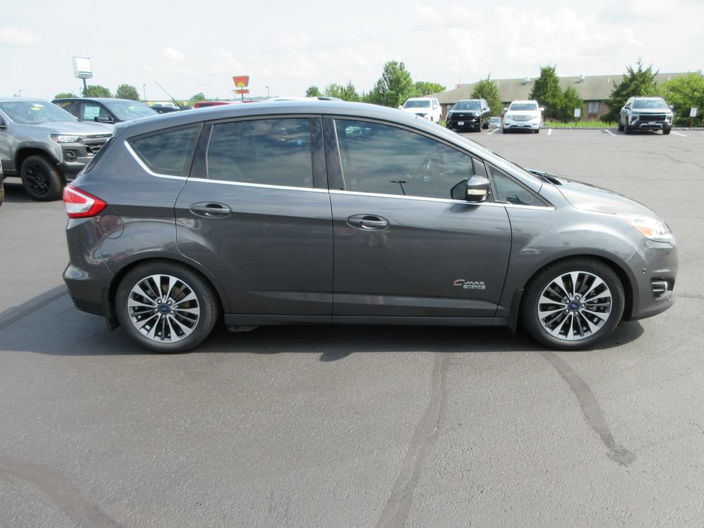 Used 2017 Ford C-MAX Energi Titanium w/ Equipment Group 501A FWD image 6