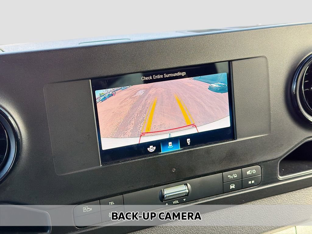 Used 2024 Mercedes-Benz Sprinter 2500 image 3