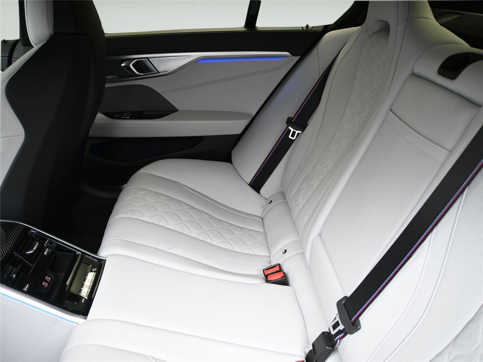 Used 2025 BMW M8 Competition AWD/4WD image 21