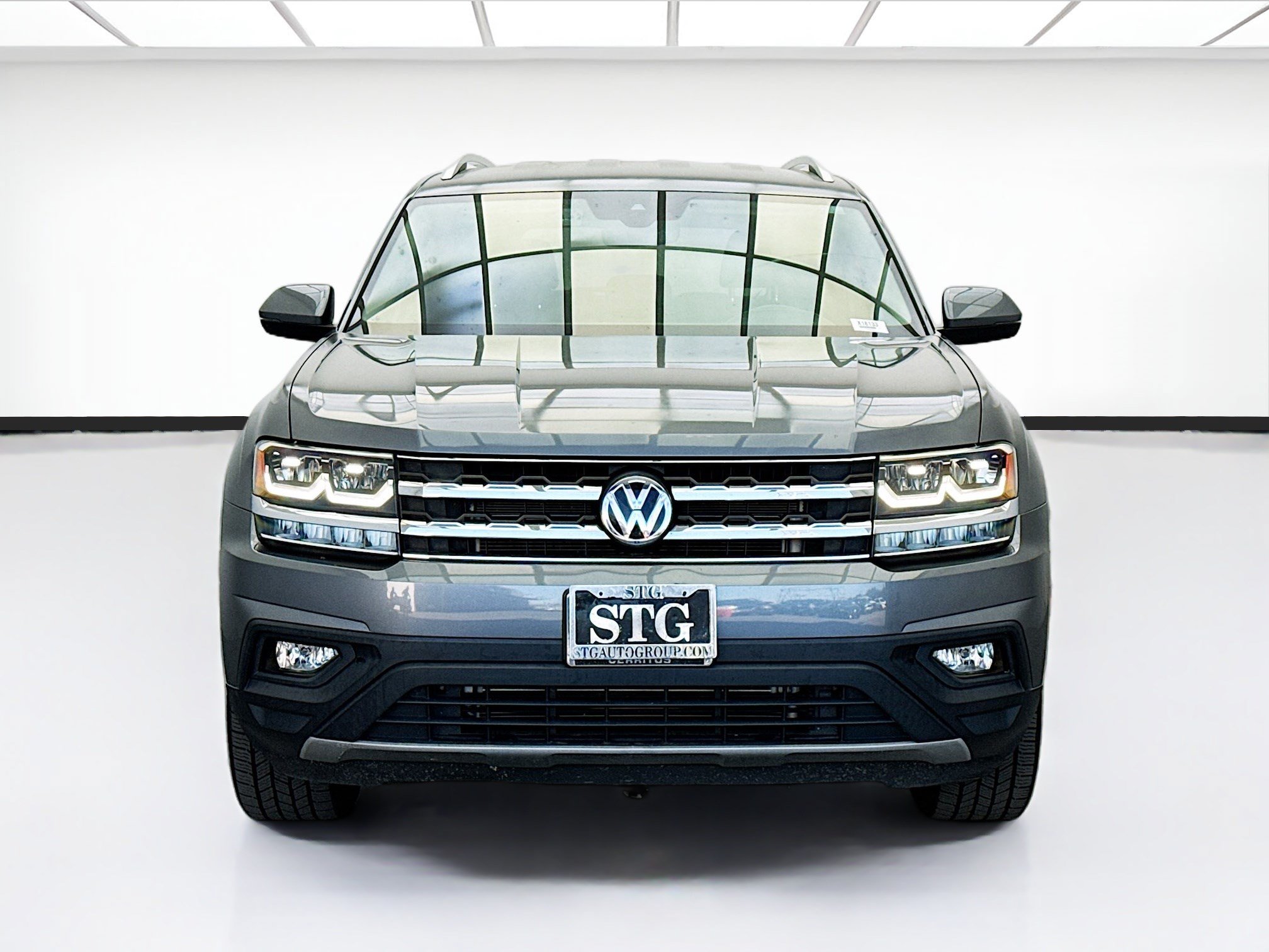 Used 2019 Volkswagen Atlas SE w/ Towing Package AWD/4WD image 2