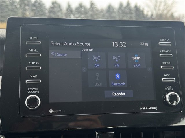 Used 2024 Toyota Camry SE image 30