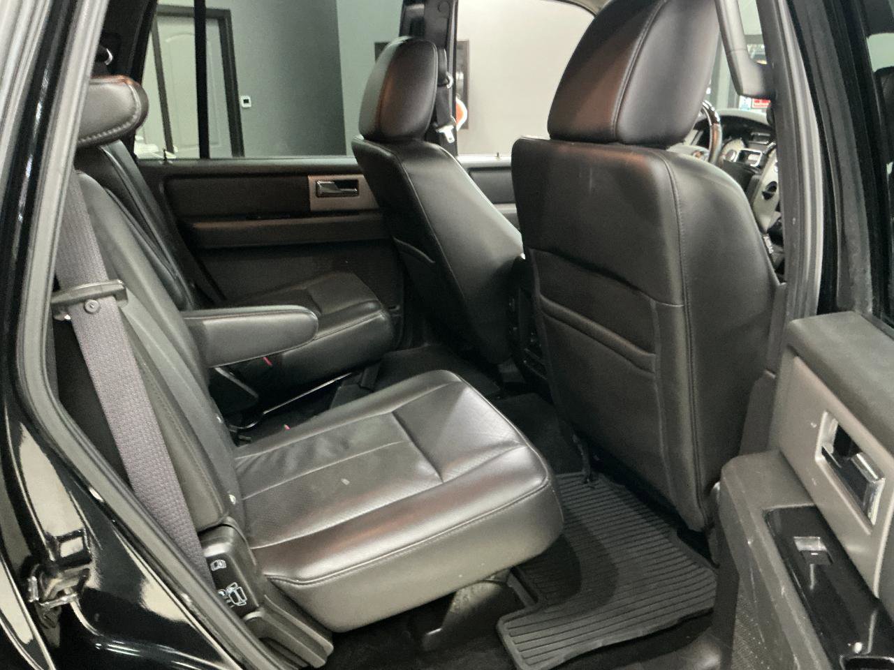 Used 2014 Ford Expedition Limited w/ Equipment Group 301A image 21