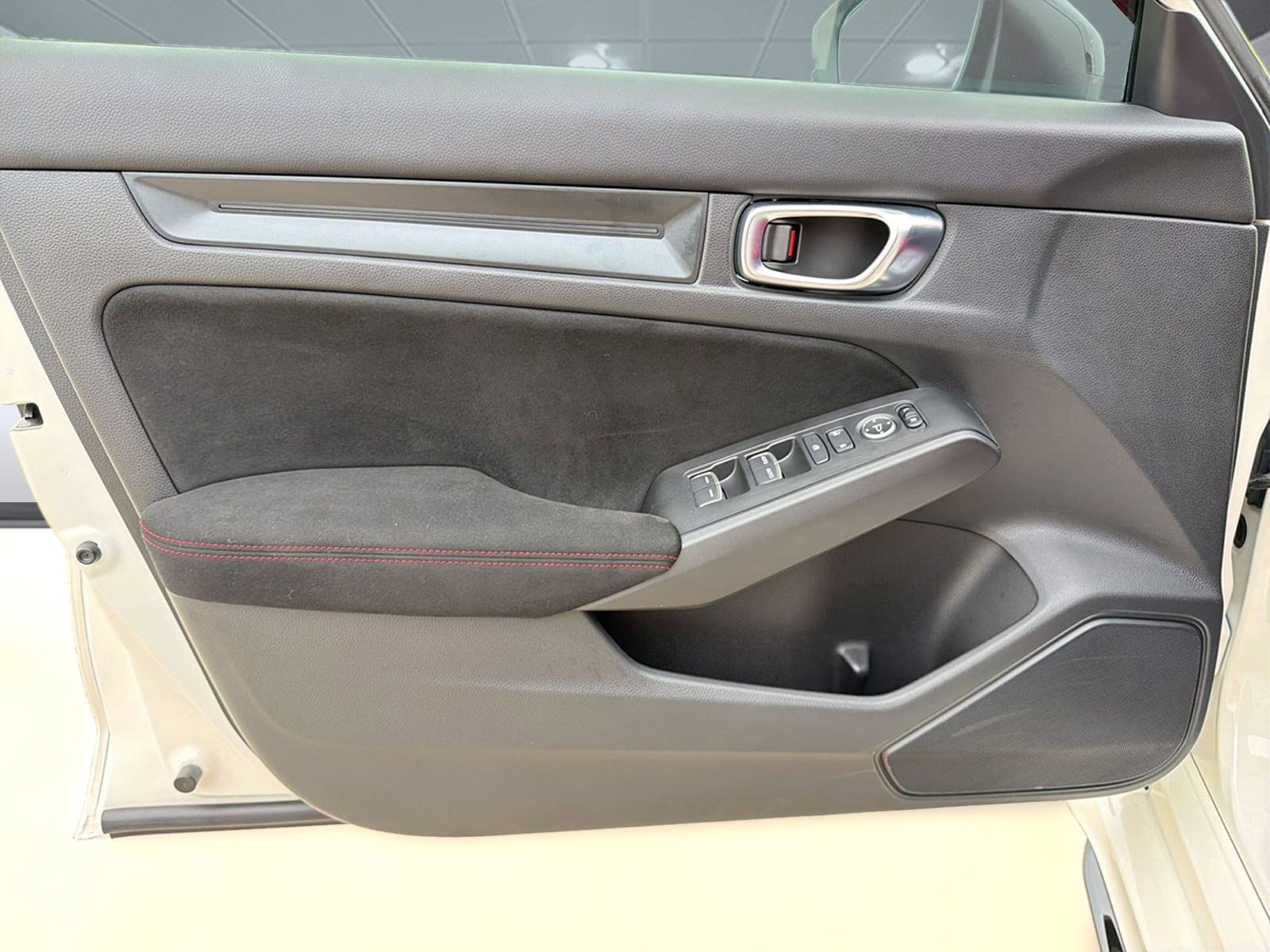 Used 2025 Honda Civic Type R image 14