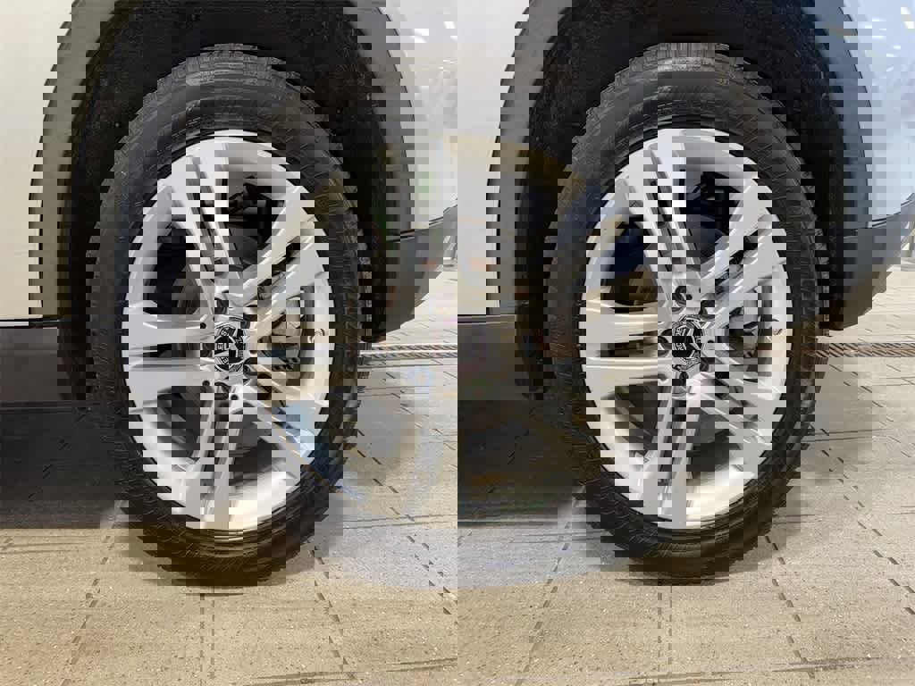 Used 2019 Mercedes-Benz GLA 250 4MATIC image 10