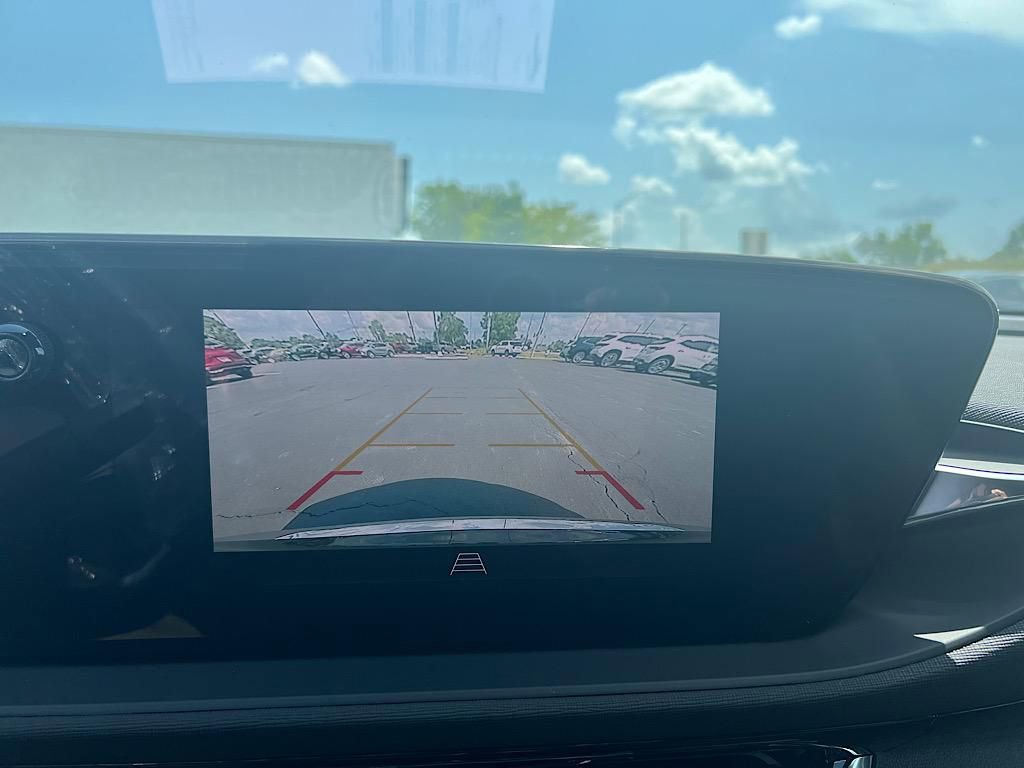 New 2025 Buick Envista Avenir image 28