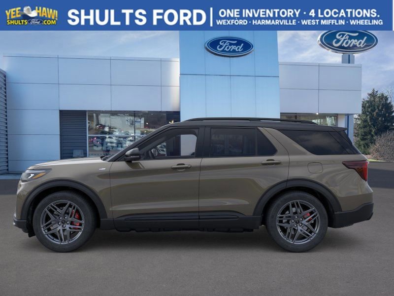 New 2026 Ford Explorer ST-Line w/ ST-Line Street Pack AWD/4WD image 4