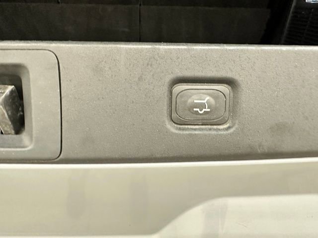 Certified 2025 Ford Expedition Active image 19