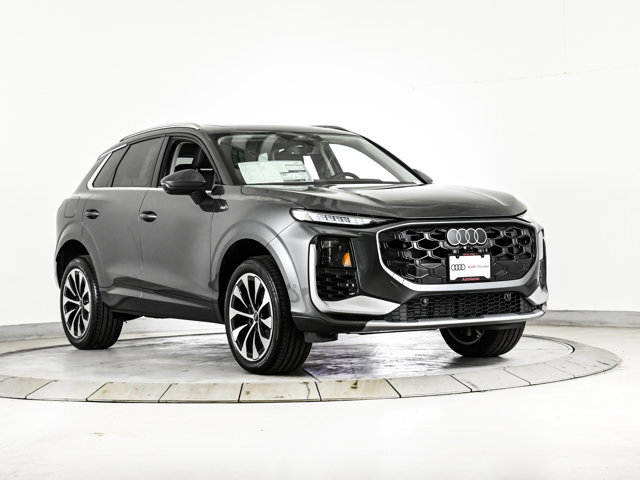 New 2026 Audi Q3 quattro 2.0T image 3