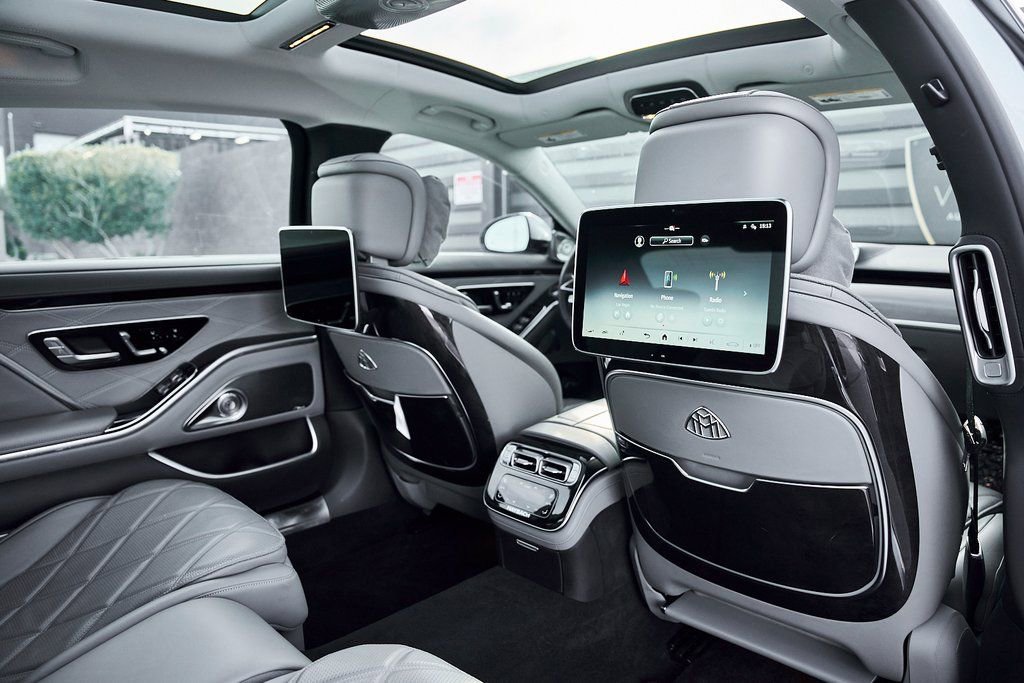 Used 2021 Mercedes-Benz Maybach S 580 4MATIC image 36