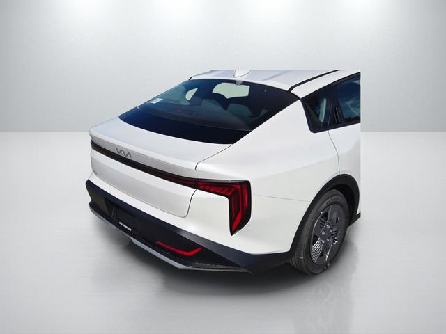 New 2026 Kia K4 FWD image 7