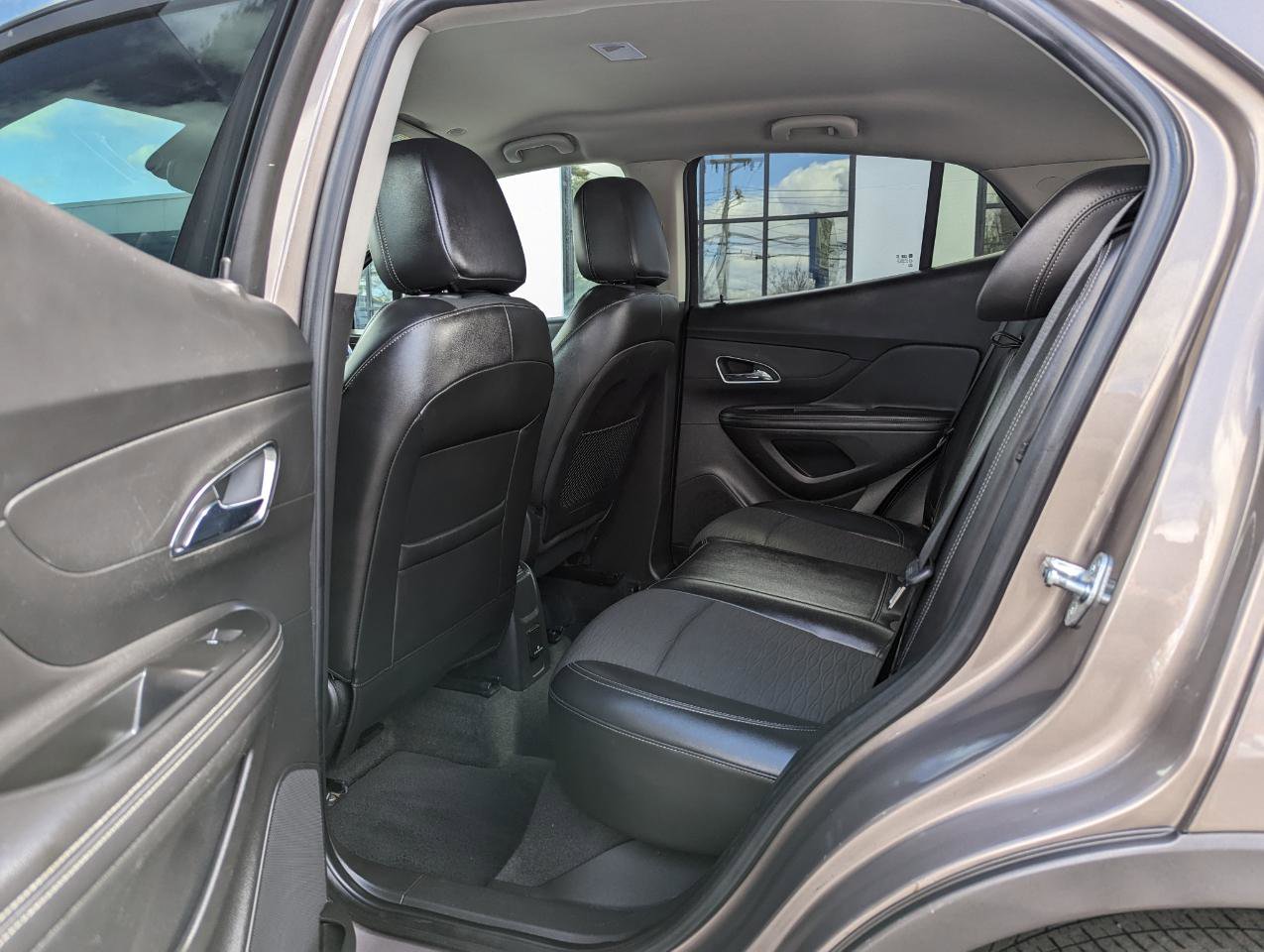 Used 2015 Buick Encore Convenience image 38