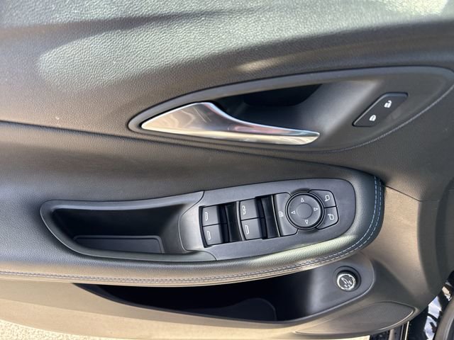 Used 2026 Buick Encore GX Sport Touring w/ Comfort Package image 21