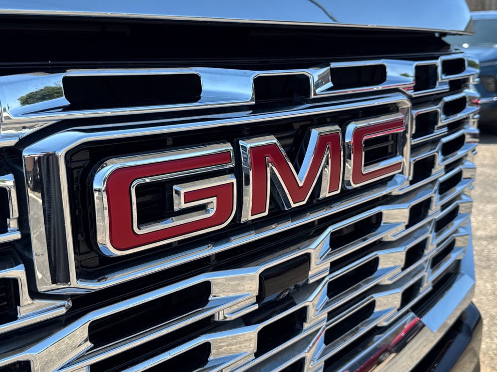 Used 2024 GMC Sierra 3500 Denali w/ Denali Reserve Package AWD/4WD image 59