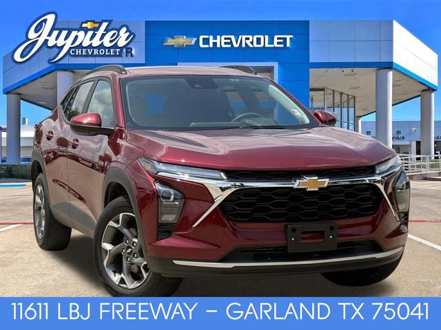 Used 2025 Chevrolet Trax LT