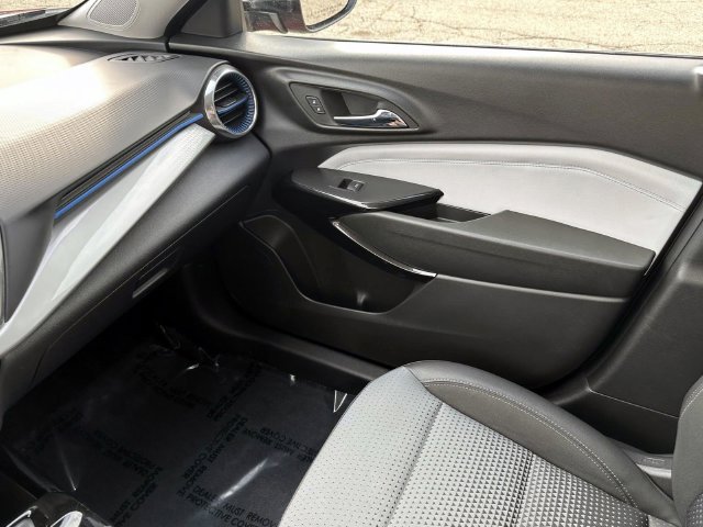 Certified 2024 Chevrolet Trax LT w/ Driver Confidence Package FWD image 31