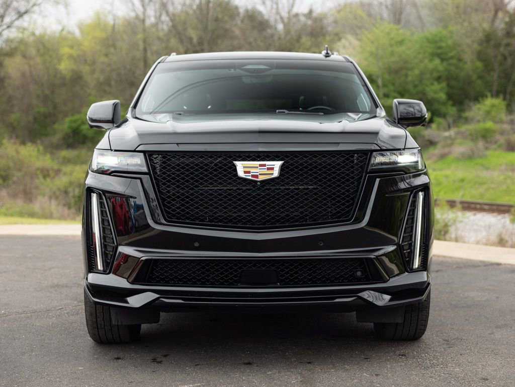 Used 2023 Cadillac Escalade ESV V image 10