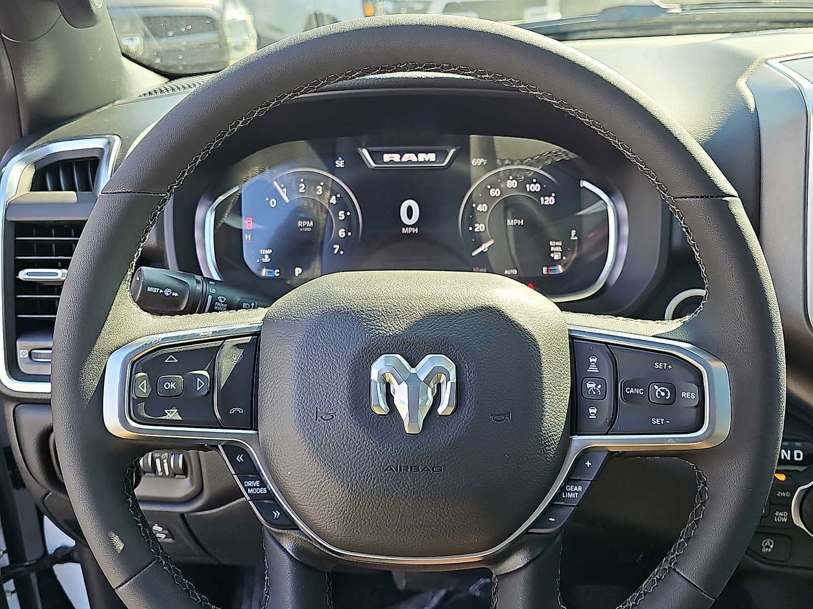 New 2026 RAM 1500 Big Horn AWD/4WD image 15