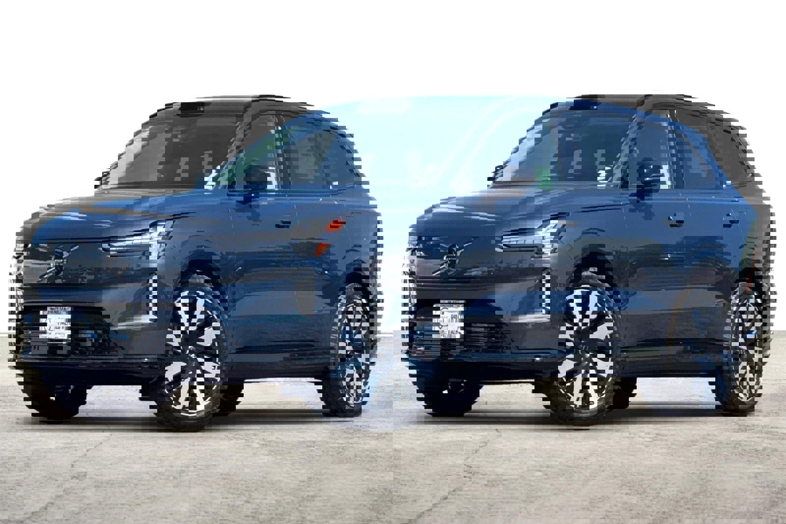 Used 2025 Volvo EX90 Ultra image 2