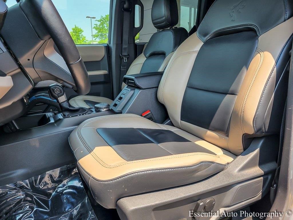 Used 2023 Ford Bronco Wildtrak image 8
