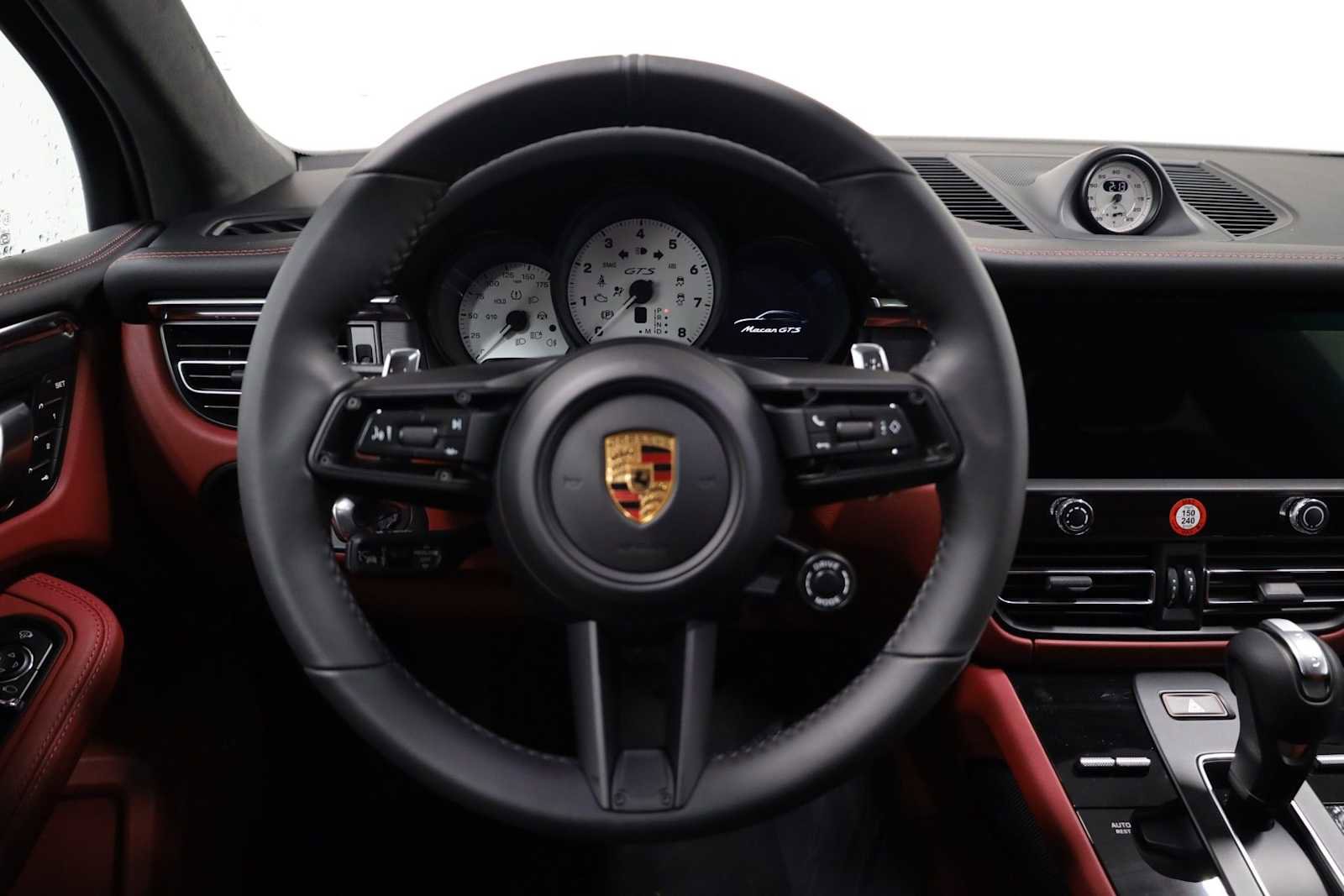 New 2026 Porsche Macan GTS image 26