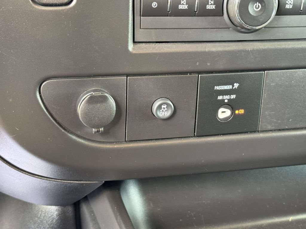 Used 2024 GMC Savana 2500 w/ Driver Convenience Package RWD image 19