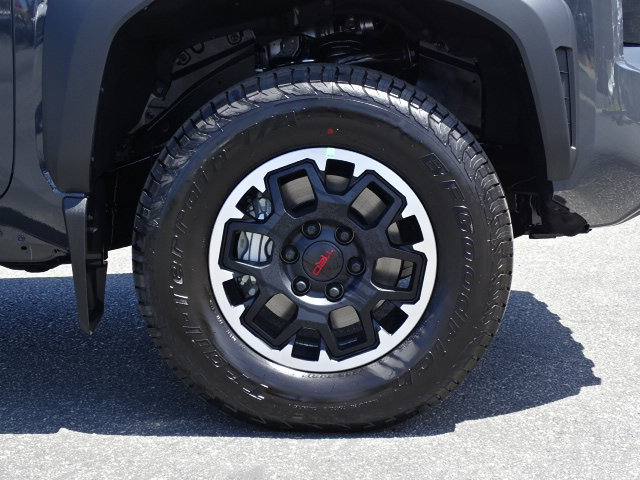 New 2026 Toyota Tacoma TRD Off-Road AWD/4WD image 4