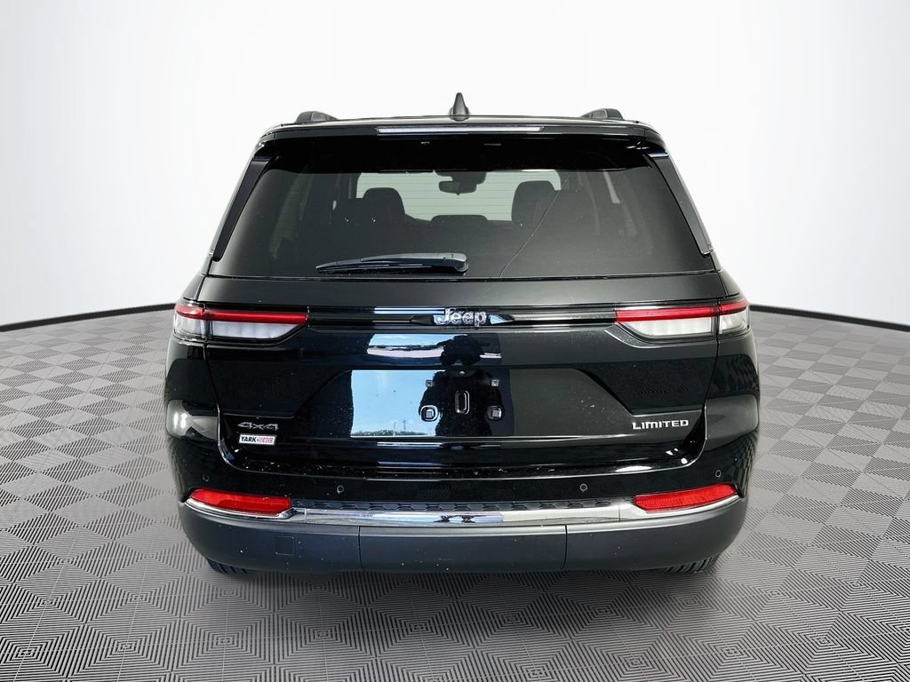 Certified 2024 Jeep Grand Cherokee Limited AWD/4WD image 9