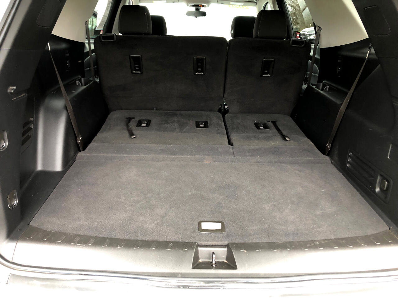 Used 2020 Chevrolet Traverse LT image 30