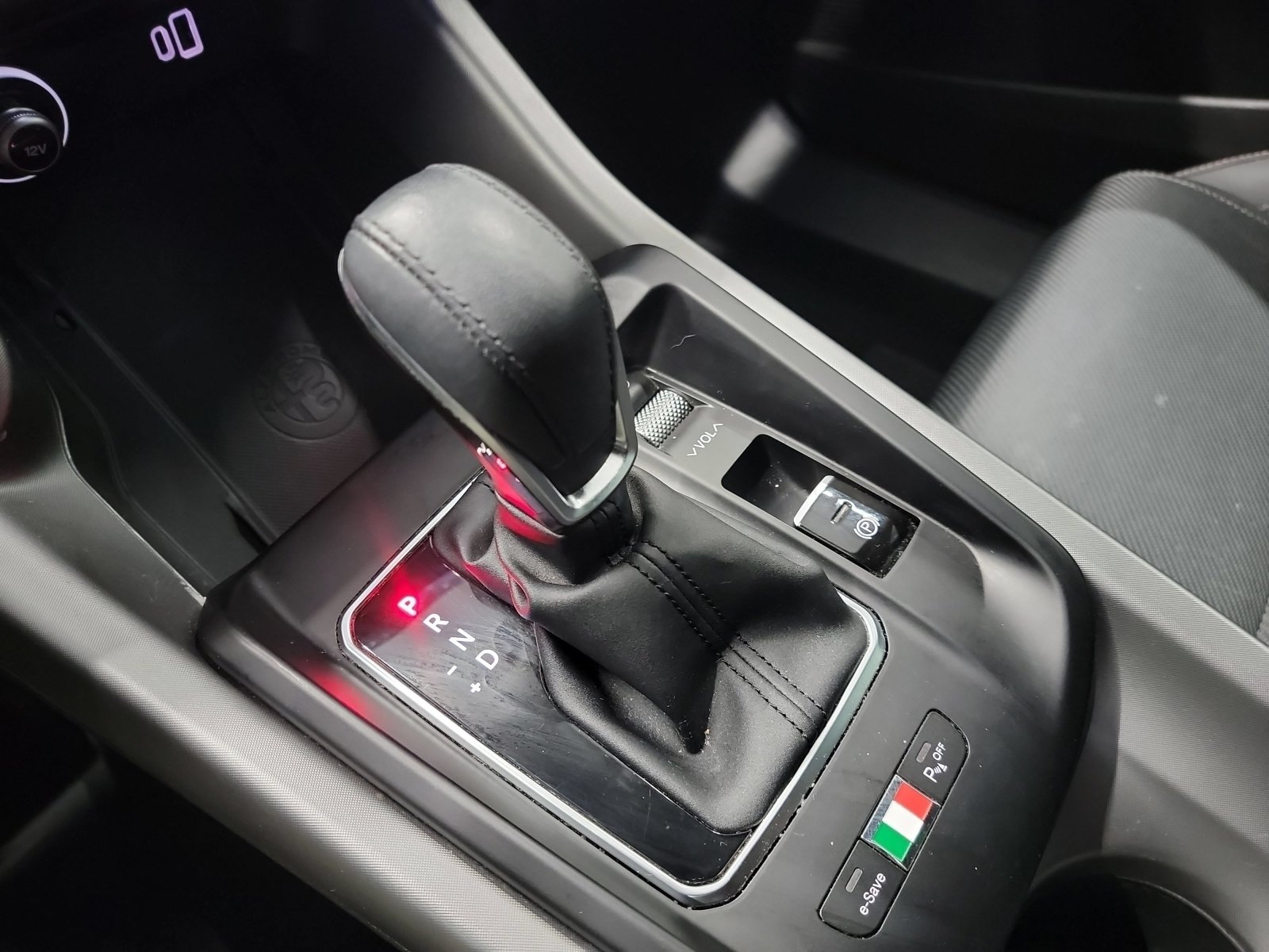 Used 2024 Alfa Romeo Tonale Ti AWD/4WD image 26