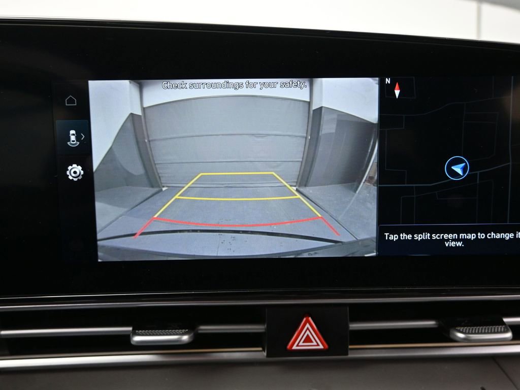 Used 2025 Hyundai Elantra SEL image 26