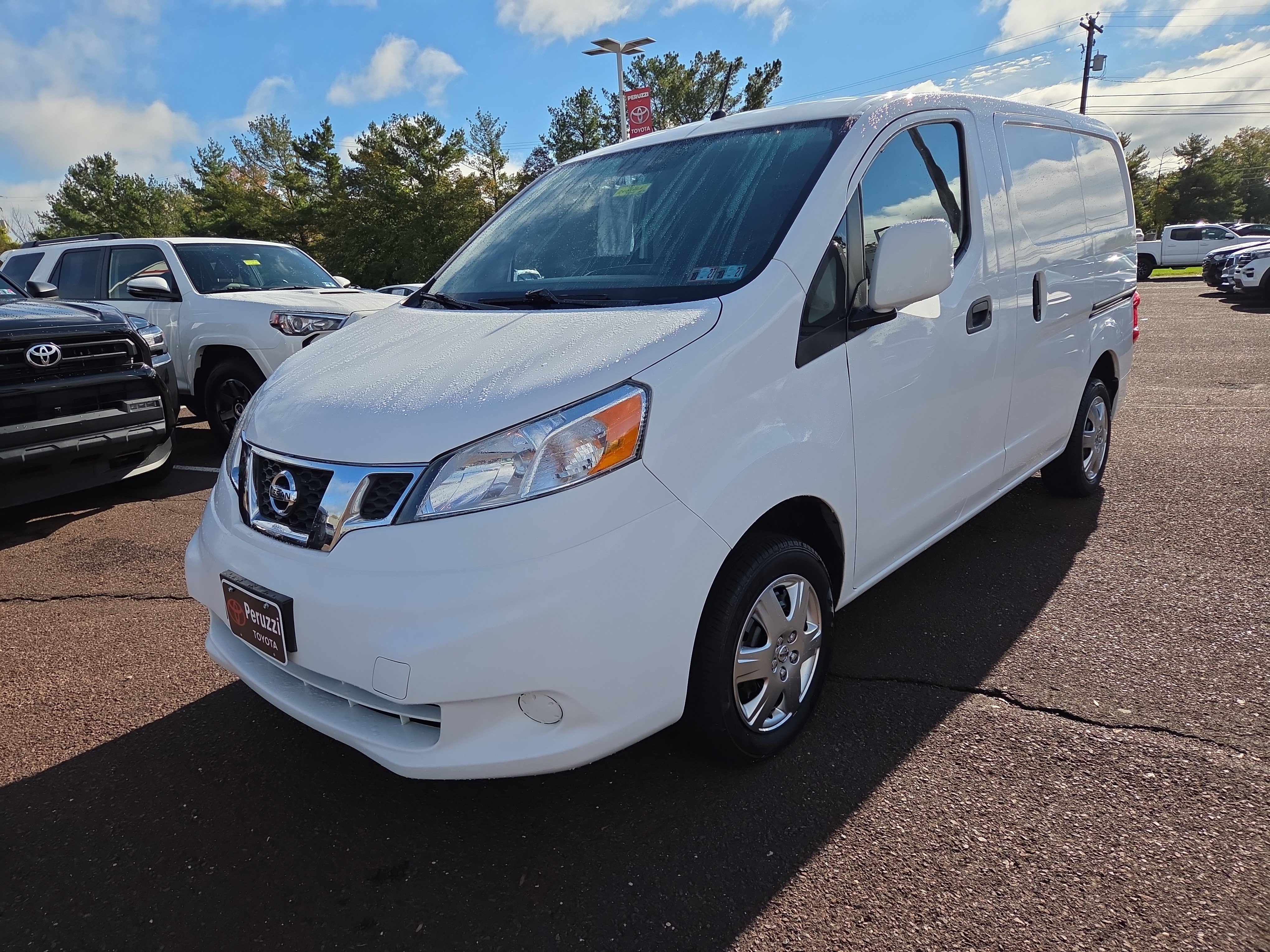 Used 2017 Nissan NV200 SV FWD image 7