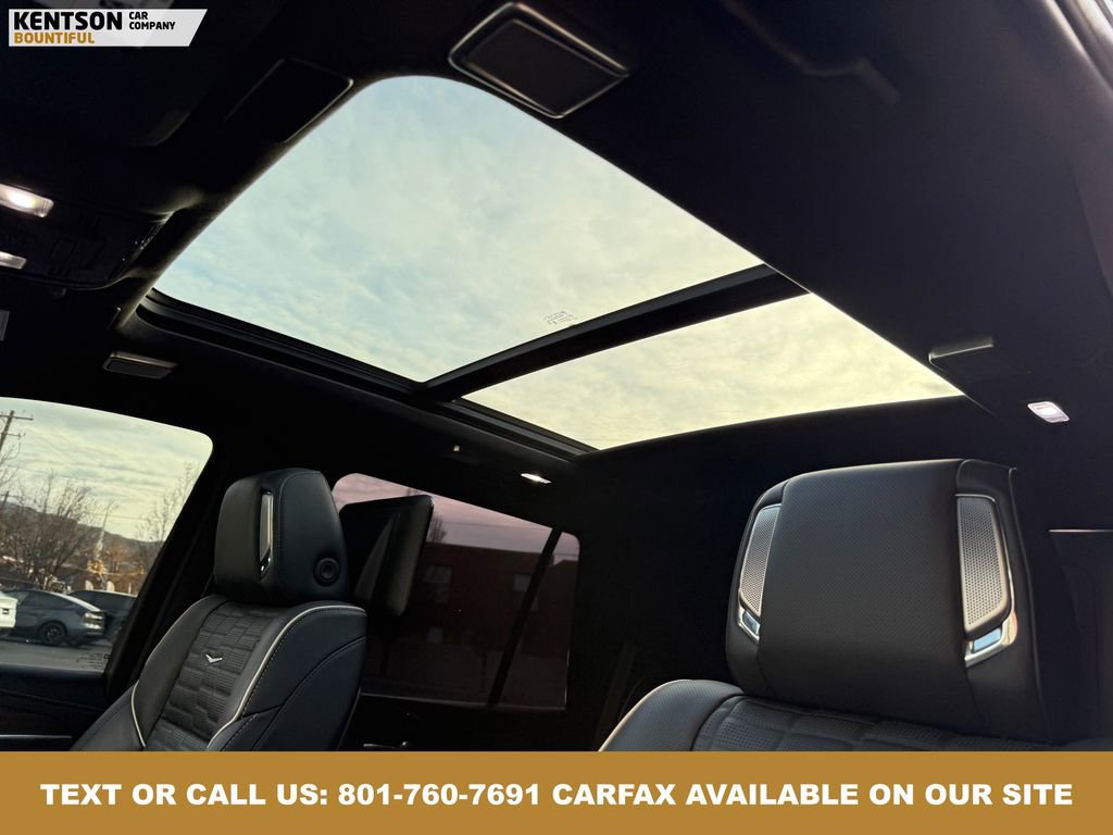 Used 2023 Cadillac Escalade Sport Platinum image 32