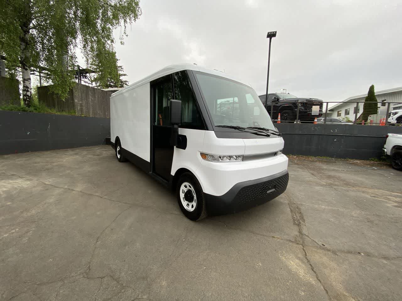 Used 2024 Chevrolet Brightdrop 600 w/ Battery Pack, Max Range AWD/4WD image 8