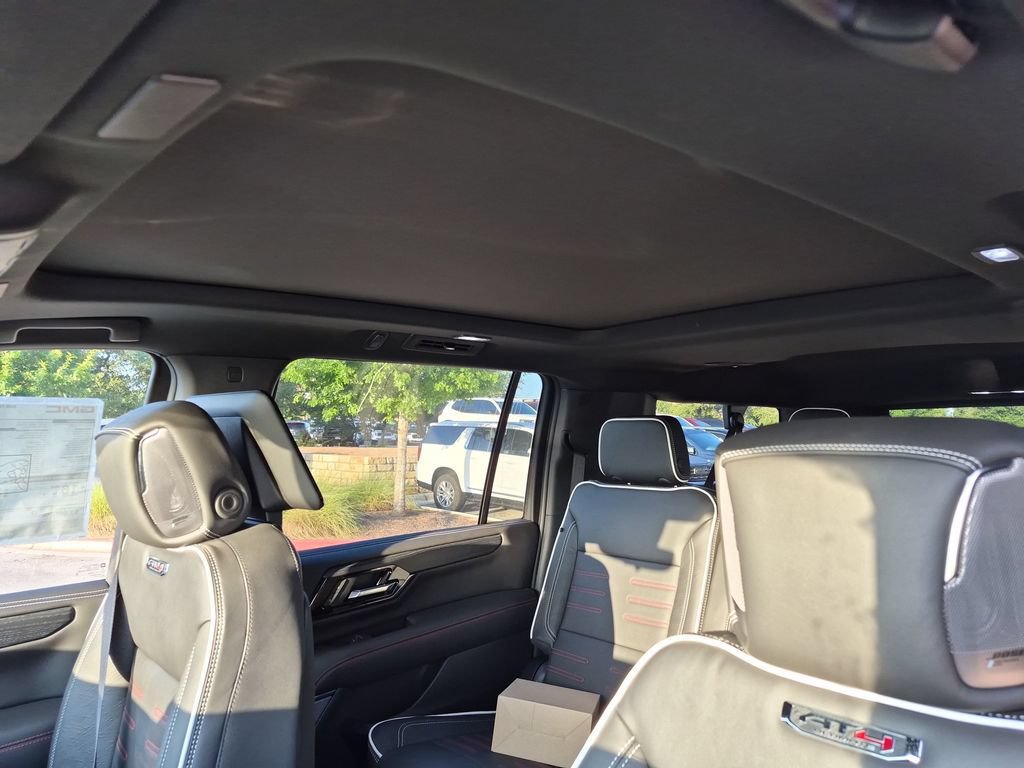 New 2026 GMC Yukon XL AT4 Ultimate AWD/4WD image 34