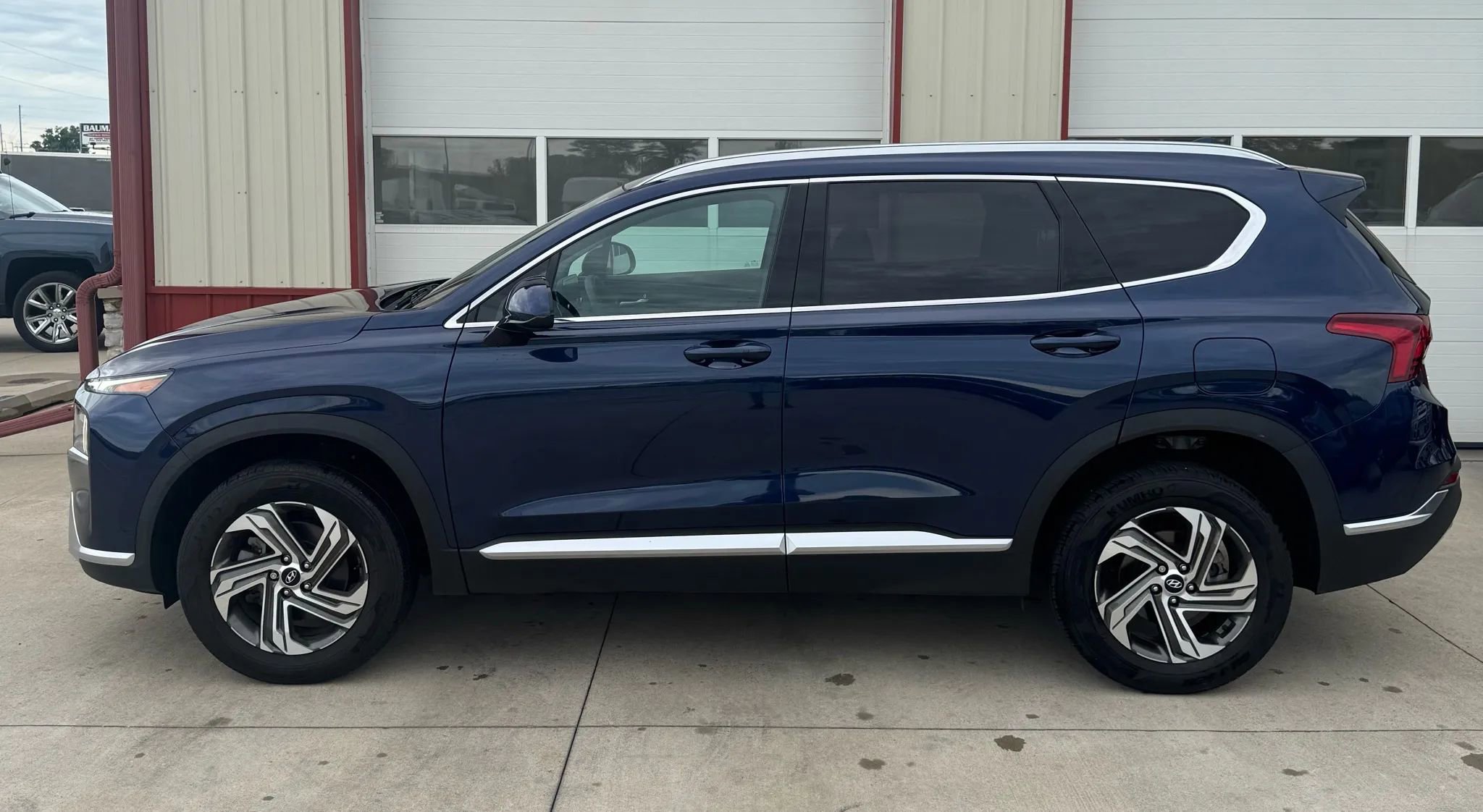 Used 2022 Hyundai Santa Fe SEL w/ Cargo Package image 19