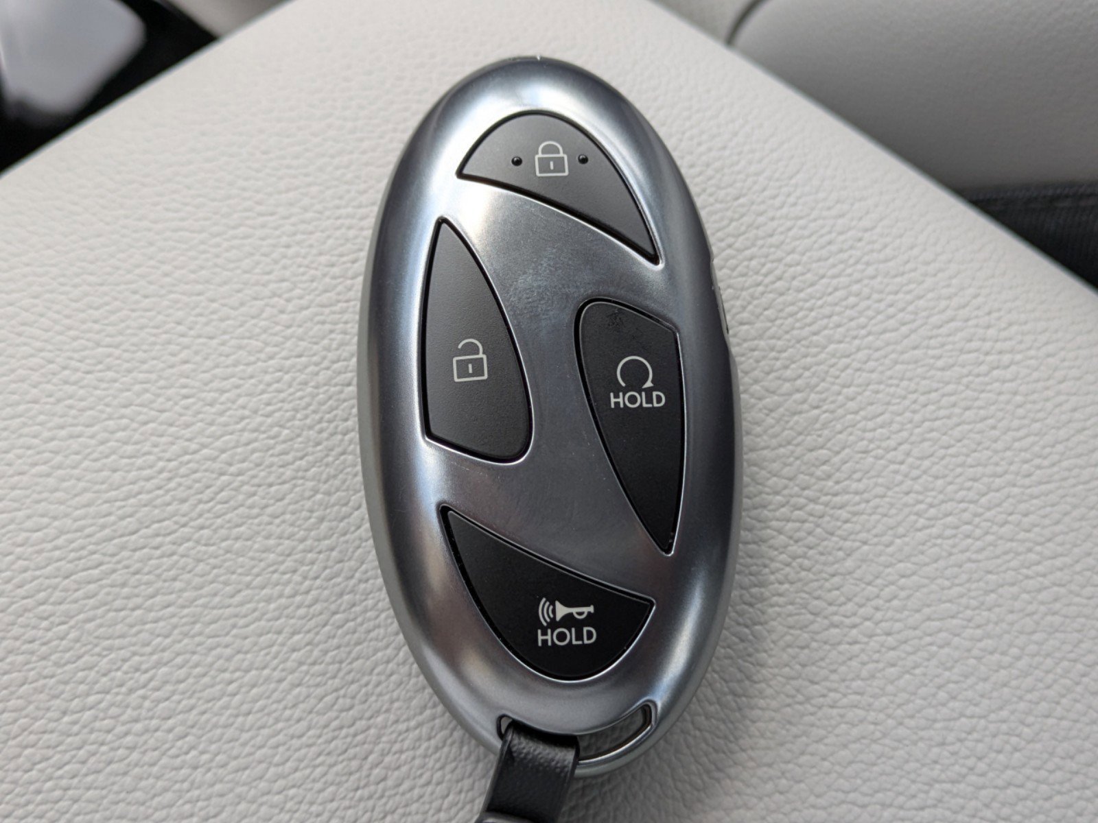 Used 2025 Hyundai Elantra Limited image 28