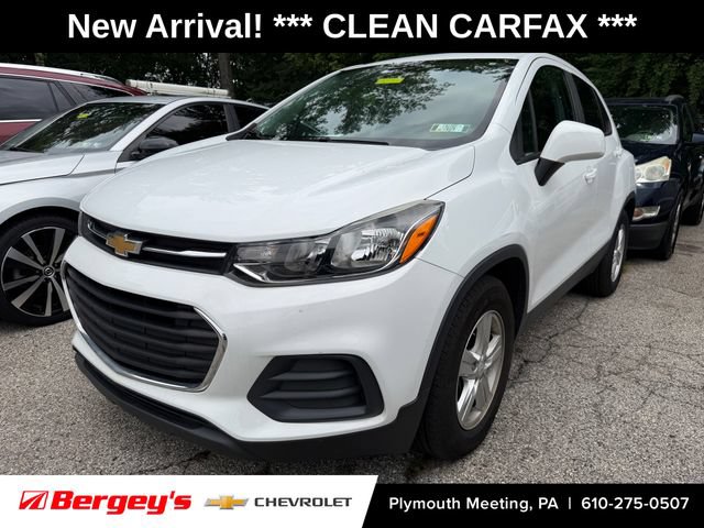 Used 2020 Chevrolet Trax LS w/ Tint and Cruise Package FWD image 1