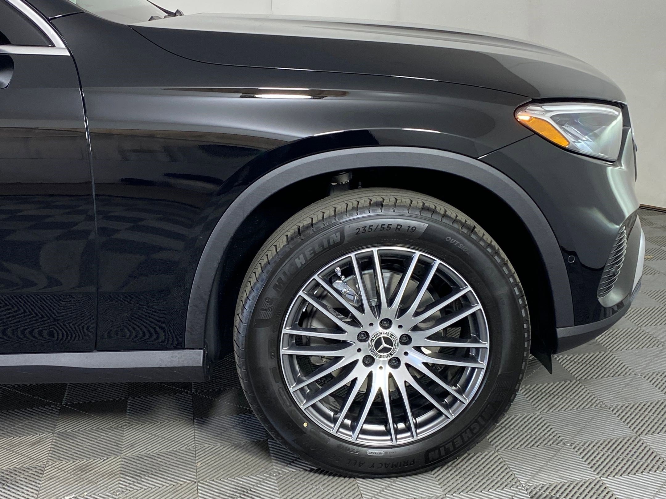 Used 2026 Mercedes-Benz GLC 300 4MATIC image 10