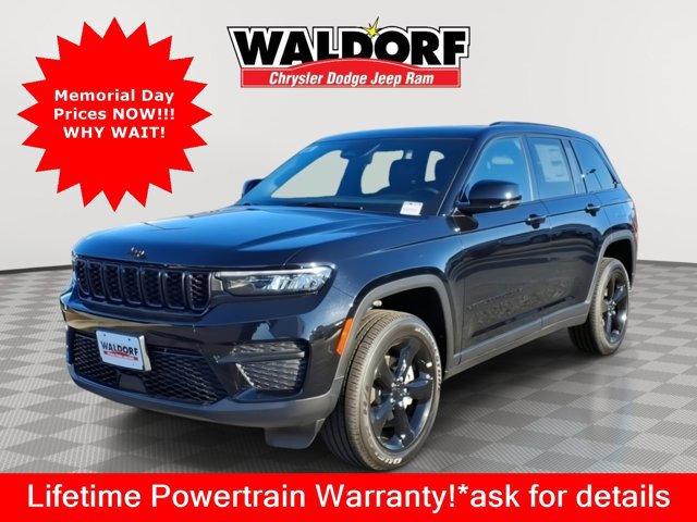 New 2025 Jeep Grand Cherokee Altitude AWD/4WD image 5