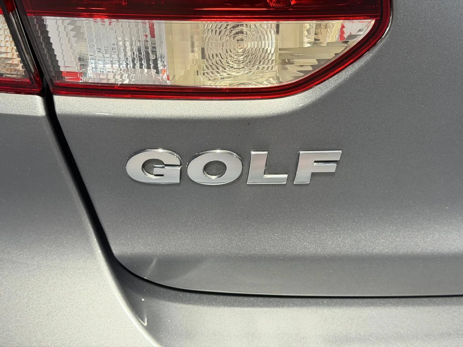 Used 2014 Volkswagen Golf TDI FWD image 12
