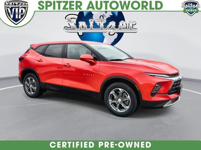 Used 2025 Chevrolet Blazer LT AWD/4WD image 1